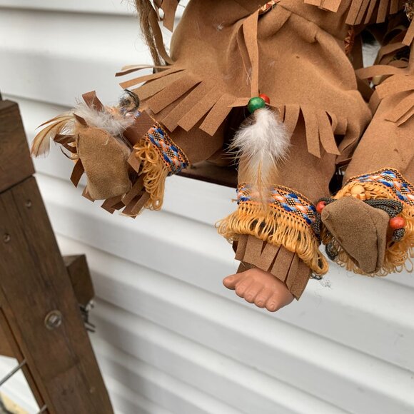 Cathay Collection Hanging Swing Dolls Native American Porcelain Kissing Dolls - Picture 8 of 16